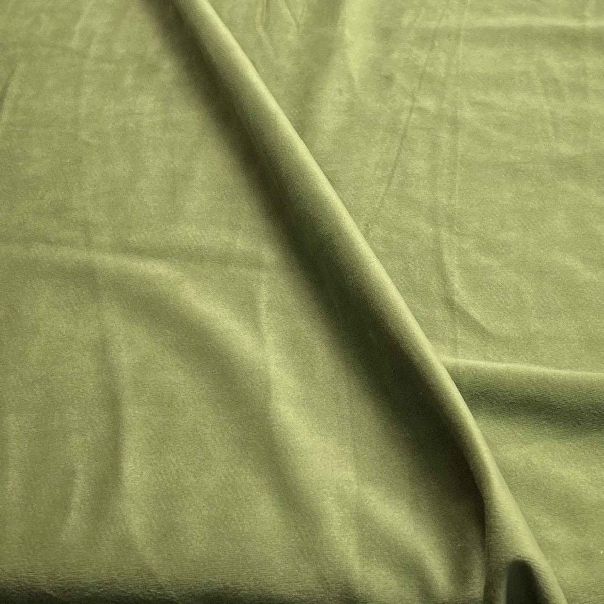 Newport118 Velvet Tablecloth – Olive